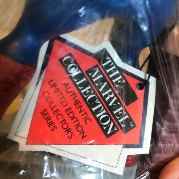 The Marvel Collection * Authentic Limited Edition John Romita Spiderman Figurine - Picture 8 of 9